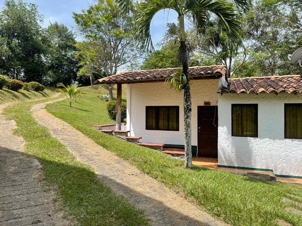 Hotel Candilejas Puerto Berrio Exteriér fotografie